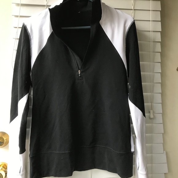 Lululemon half-zip top - Picture 1 of 5